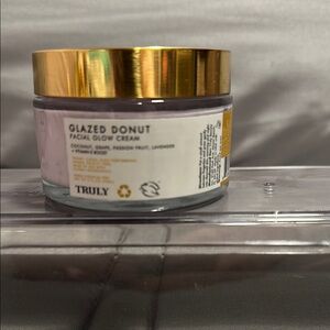 TRULY Glazed Donut Facial Glow Cream with Gold Lid